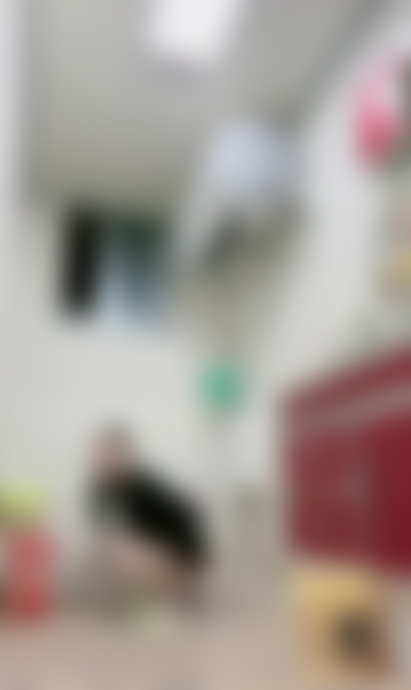 สาวสวยตั้งกล้องโชว์ทำธุระในห้องน้ำ