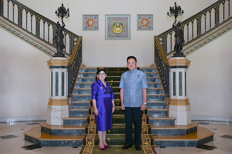 อนุทิน ชาญวีรกูล