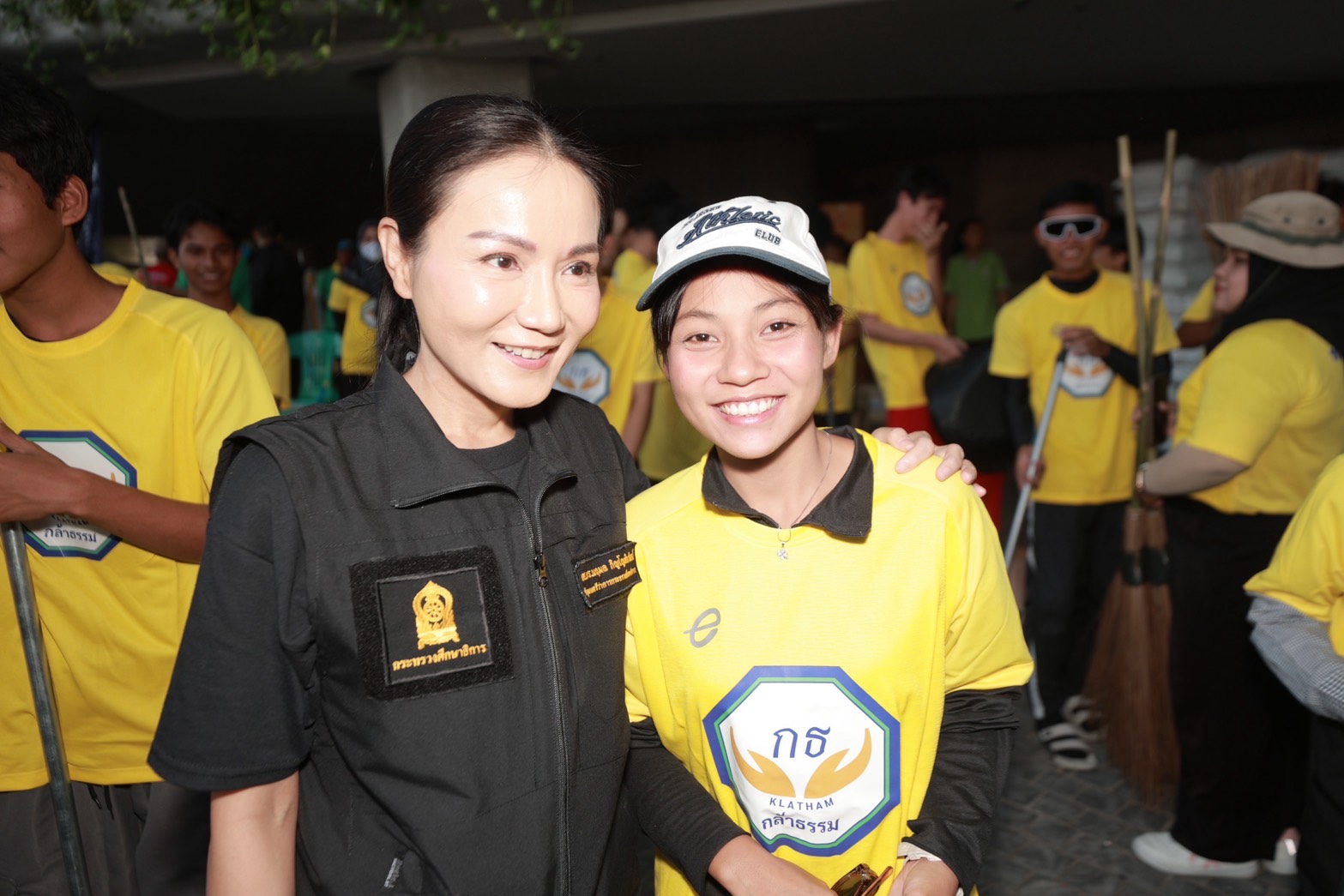 นฤมล นำ ศธ ลุยสำรวจโรงเรียน หาดใหญ่