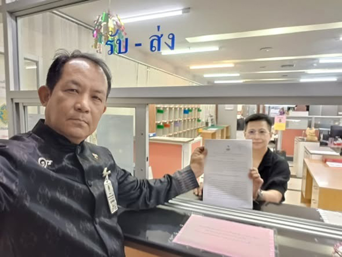 ศรีสุวรรณร้อง ร้อง กกต