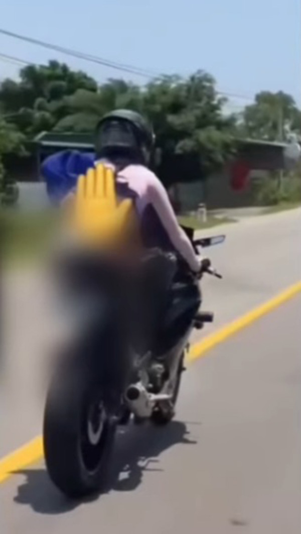 ญิงชาวรัสเซียวัย