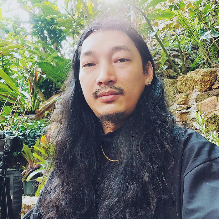 จินต์ จิรากุลสวัสดิ์