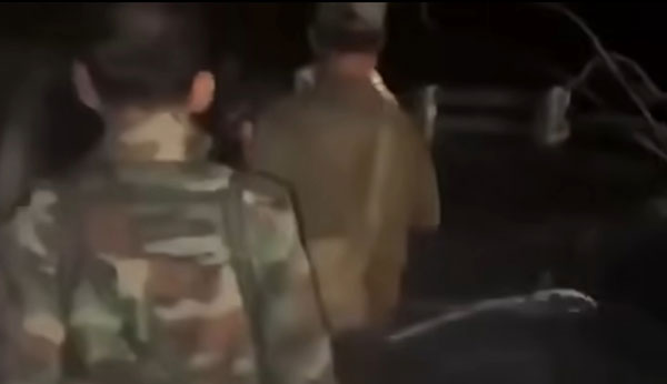 F16 หย่อนไข่ สะพานอูจีก