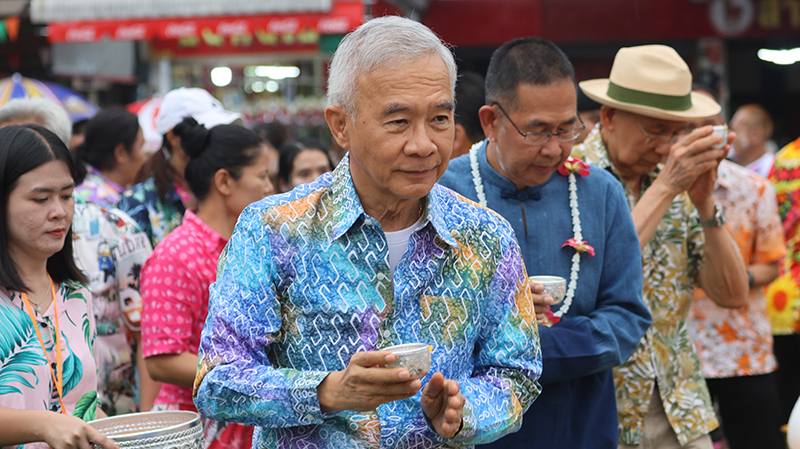 สุวัจน์ ลิปตพัลลภ