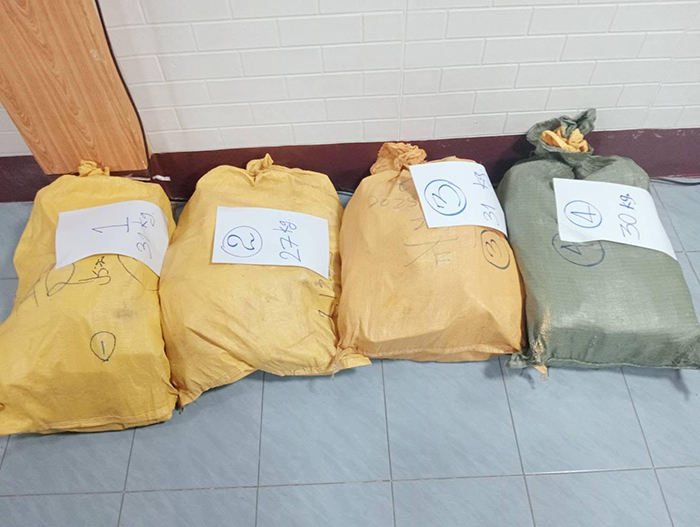 รวบ 2 ผู้ต้องหา ยึดไอซ์ 100 กิโลกรัม 