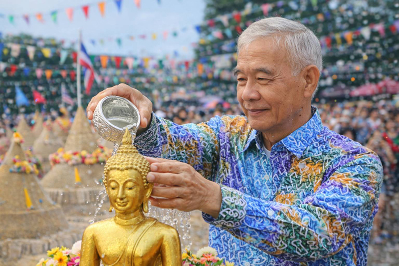สุวัจน์ ลิปตพัลลภ
