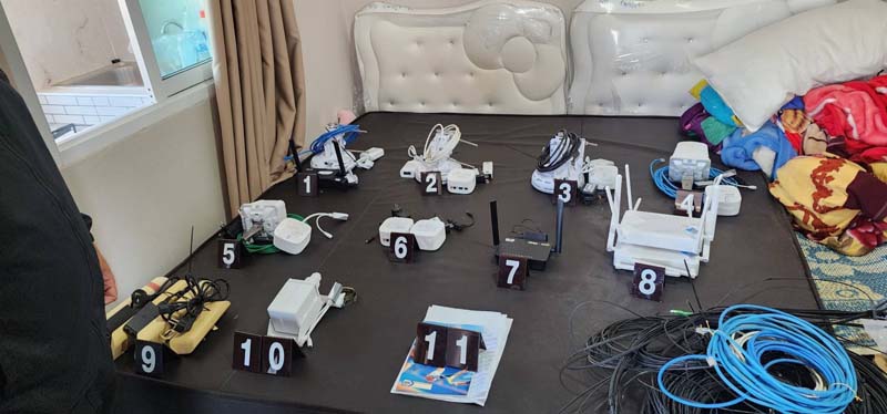 บุกรังเน็ตเถื่อนแม่สาย