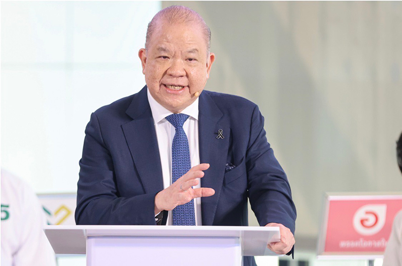 พิชัย นริพทะพันธุ์