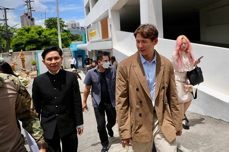 ทราย สก๊อต