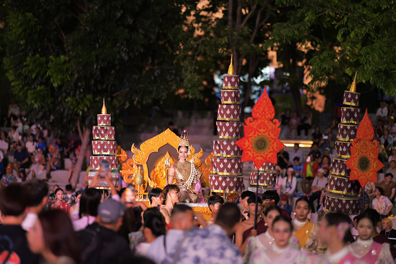 โอปอล สุชาตา