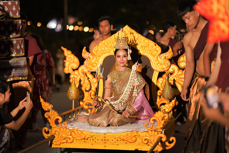 โอปอล สุชาตา