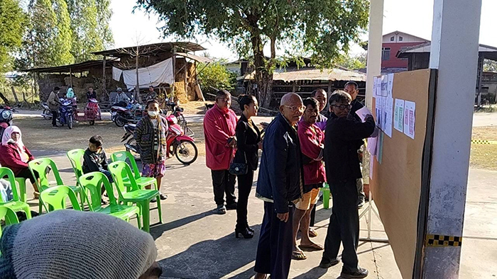 หญิงลี ศรีจุมพล พ่ายศึกเลือกตั้งบ้านใหญ่ 14 คะแนน