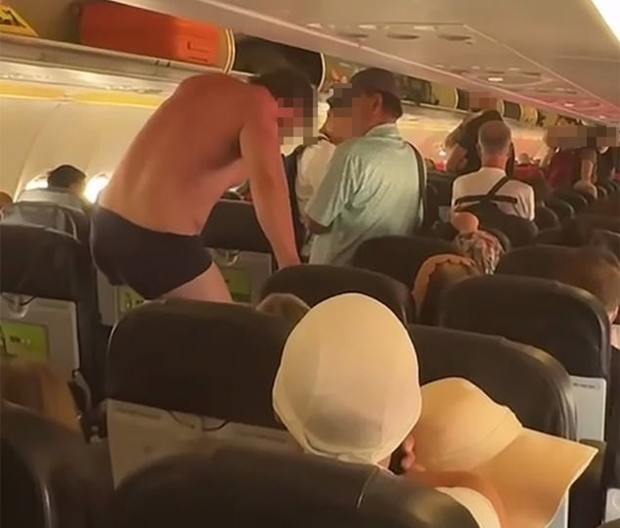 หนุ่มรัสเซียคลั่ง