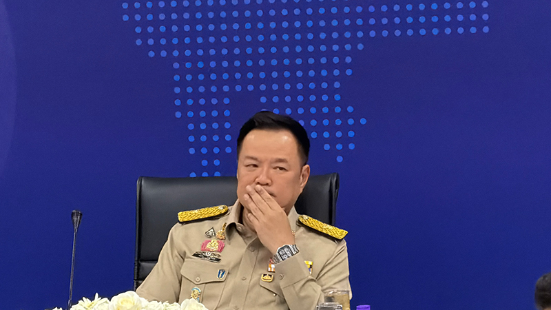 อนุทิน ชาญวีรกูล