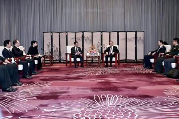 สีหศักดิ์ หารือ หวัง อี้