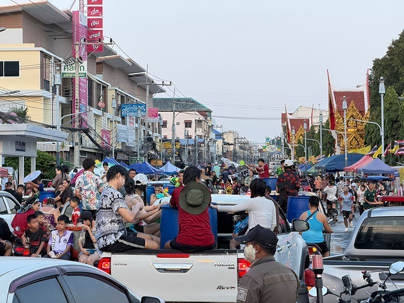 วันไหลสัตหีบ