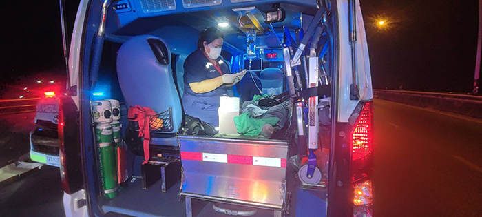 ชนท้ายสิบล้อ