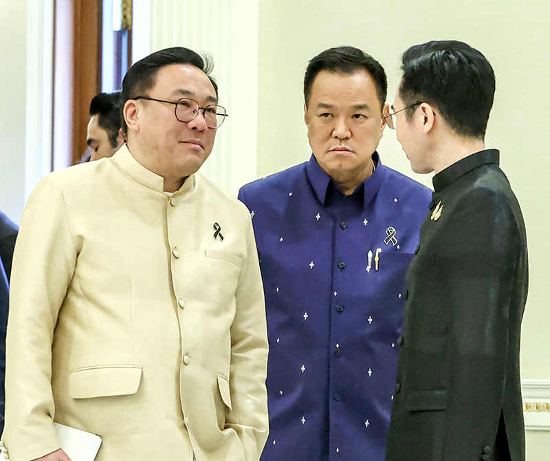 อนุทิน ชาญวีรกูล
