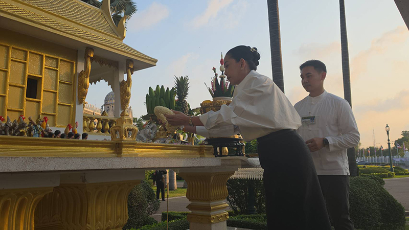 สุขสมรวย 