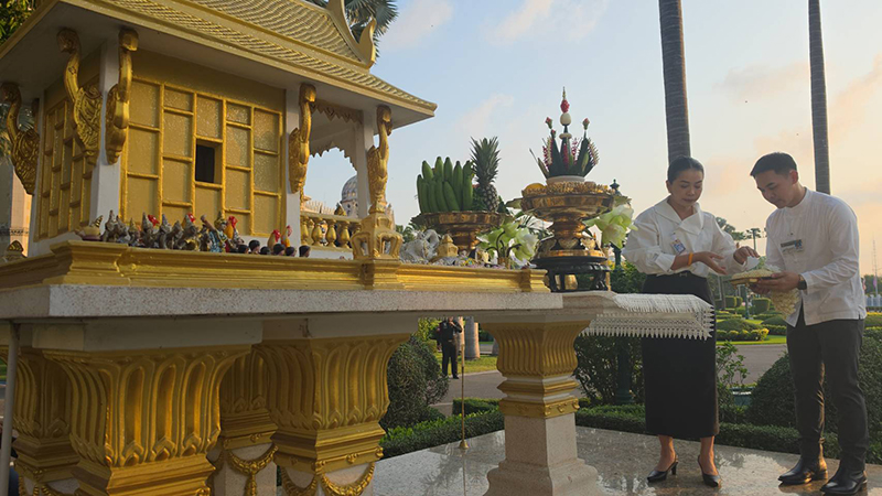 สุขสมรวย 