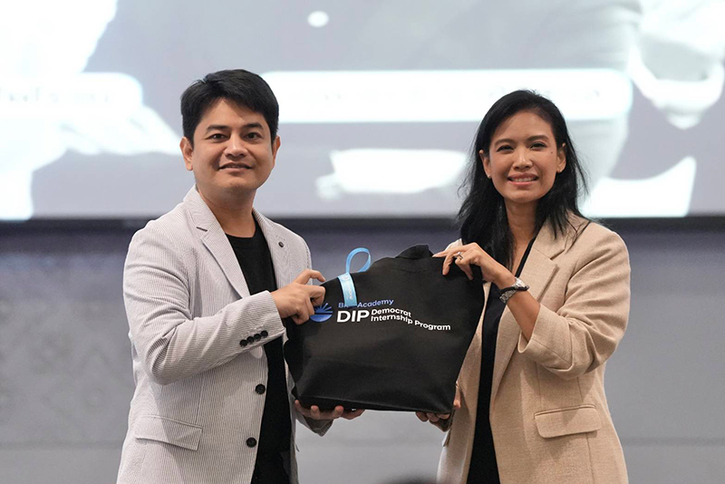 รัดเกล้า อินทวงศ์ สุวรรณคีรี