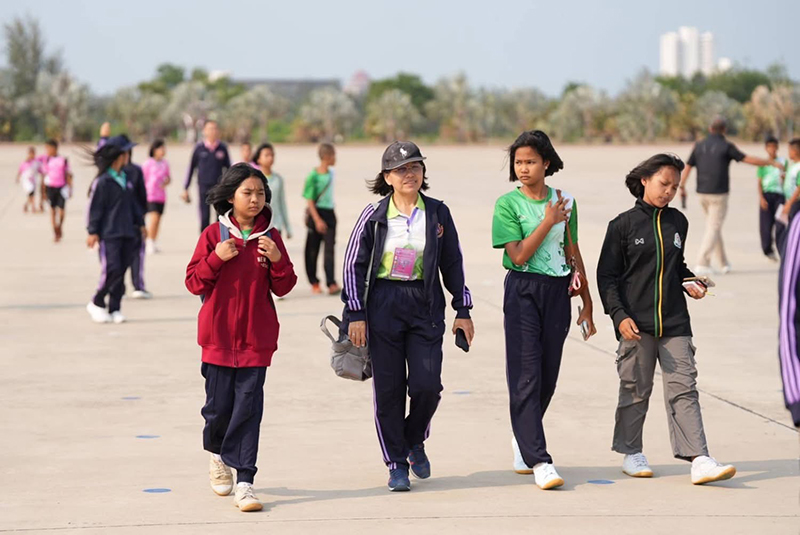 สามร้อยยอด