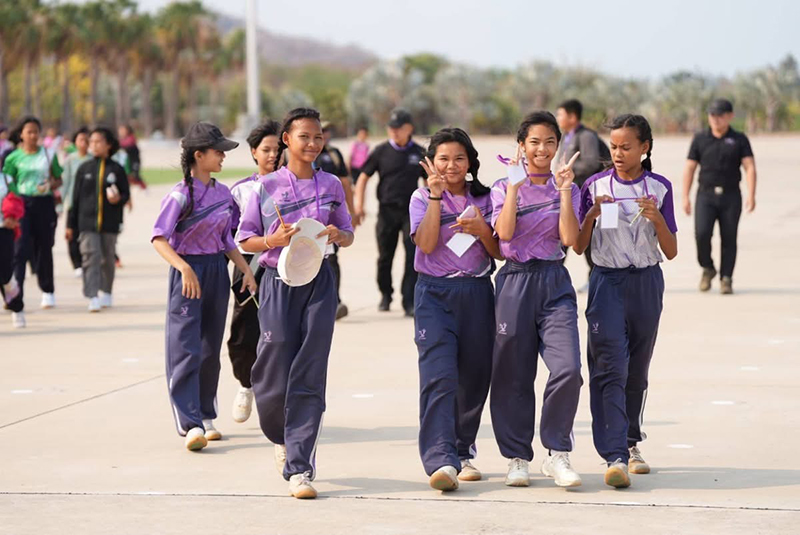 สามร้อยยอด