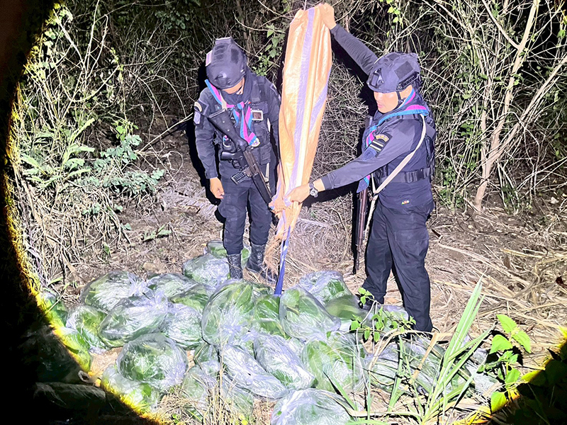 ใบกระท่อม