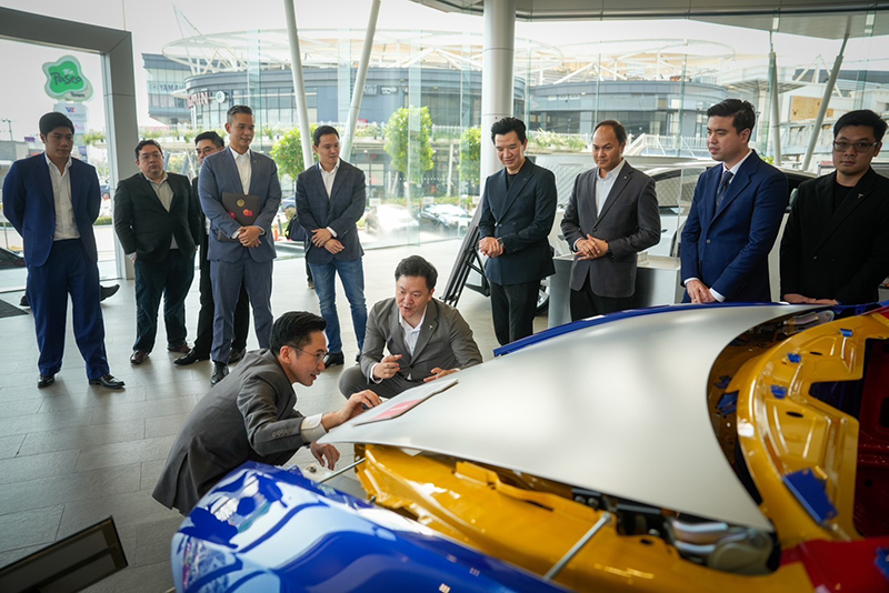 ยศชนัน วงศ์สวัสดิ์