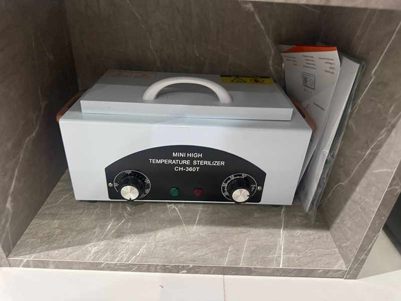 คลินิกเถื่อน