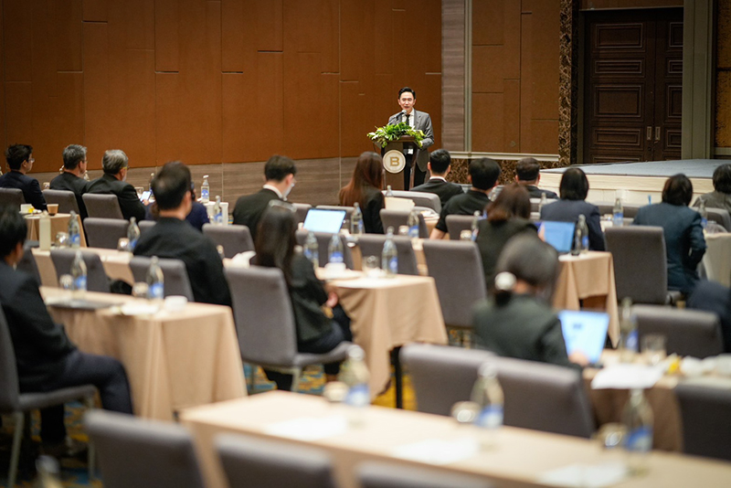 ยศชนัน วงศ์สวัสดิ์