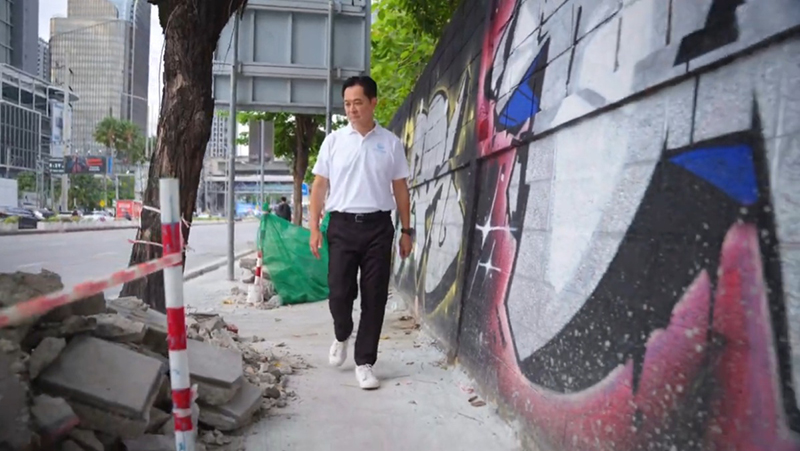 อนุชา บูรพชัยศรี