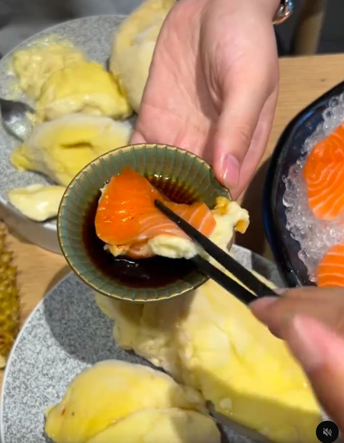 แซลมอนทุเรียนโชยุ