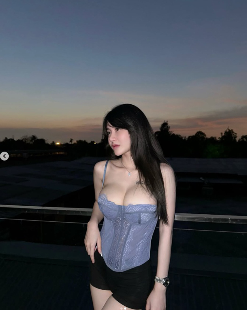 นุ้งนิ้ง ชลธิด