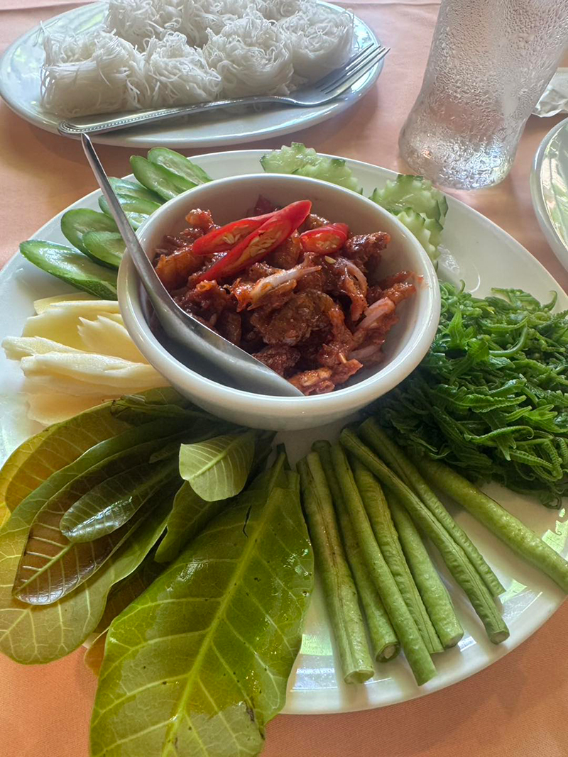 ลุงป้อม