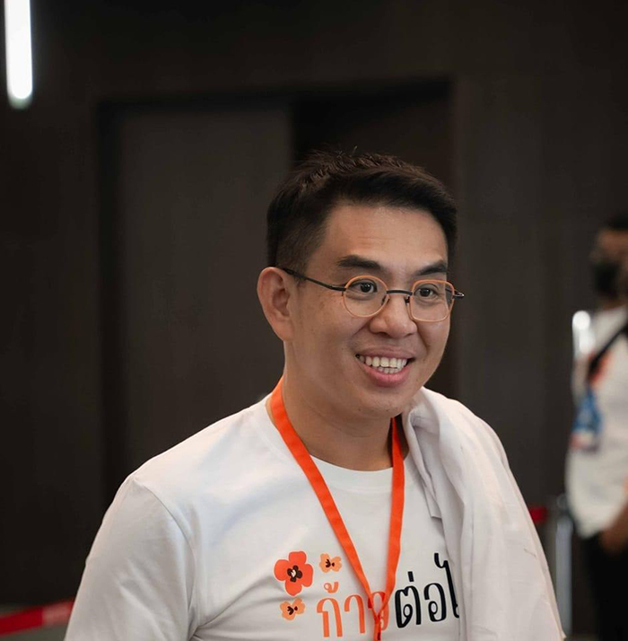 วิโรจน์ 