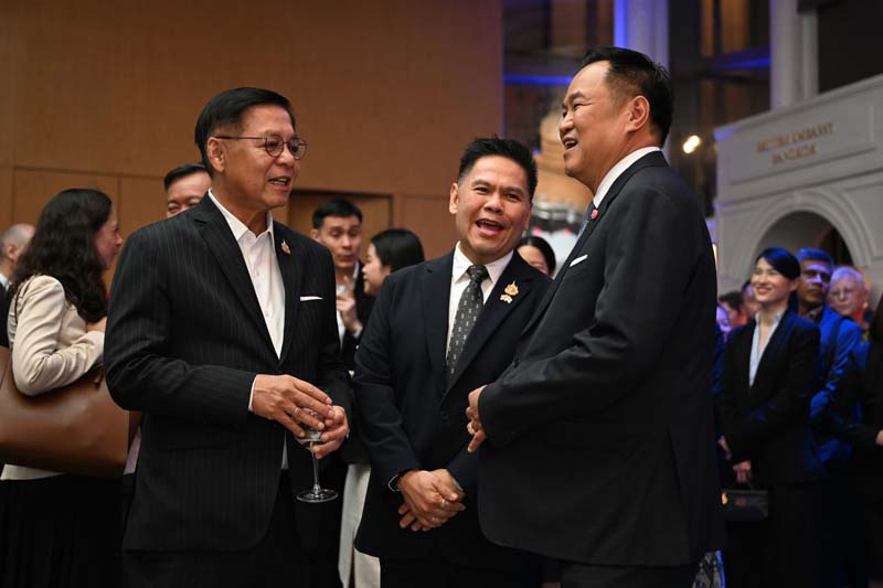 อนุทิน ชาญวีรกูล