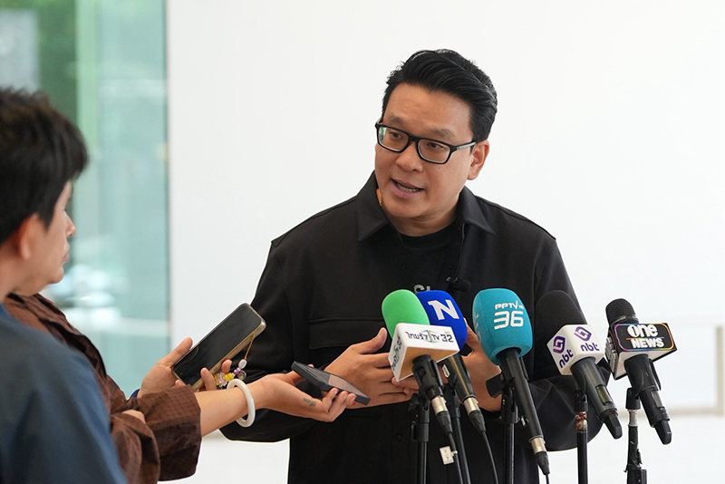 สกลธี ภัททิยกุล