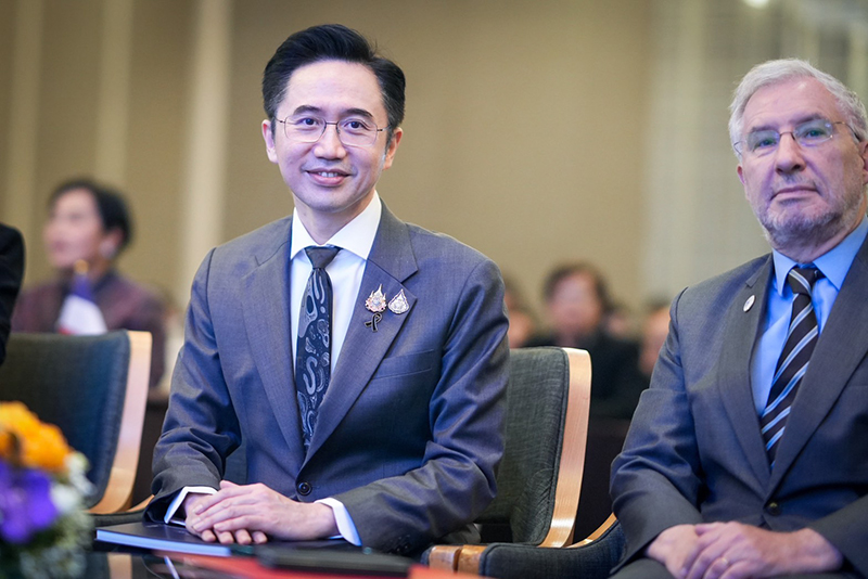 ยศชนัน วงศ์สวัสดิ์