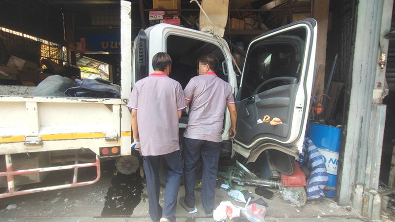 6 ล้อเบรกแตก