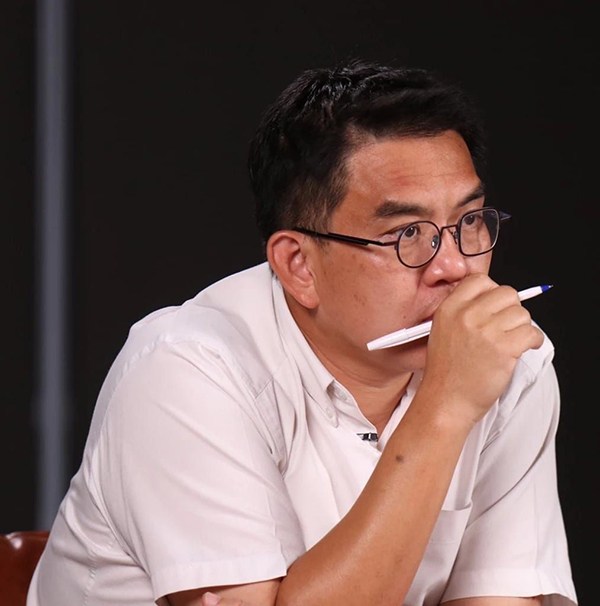 วิโรจน์