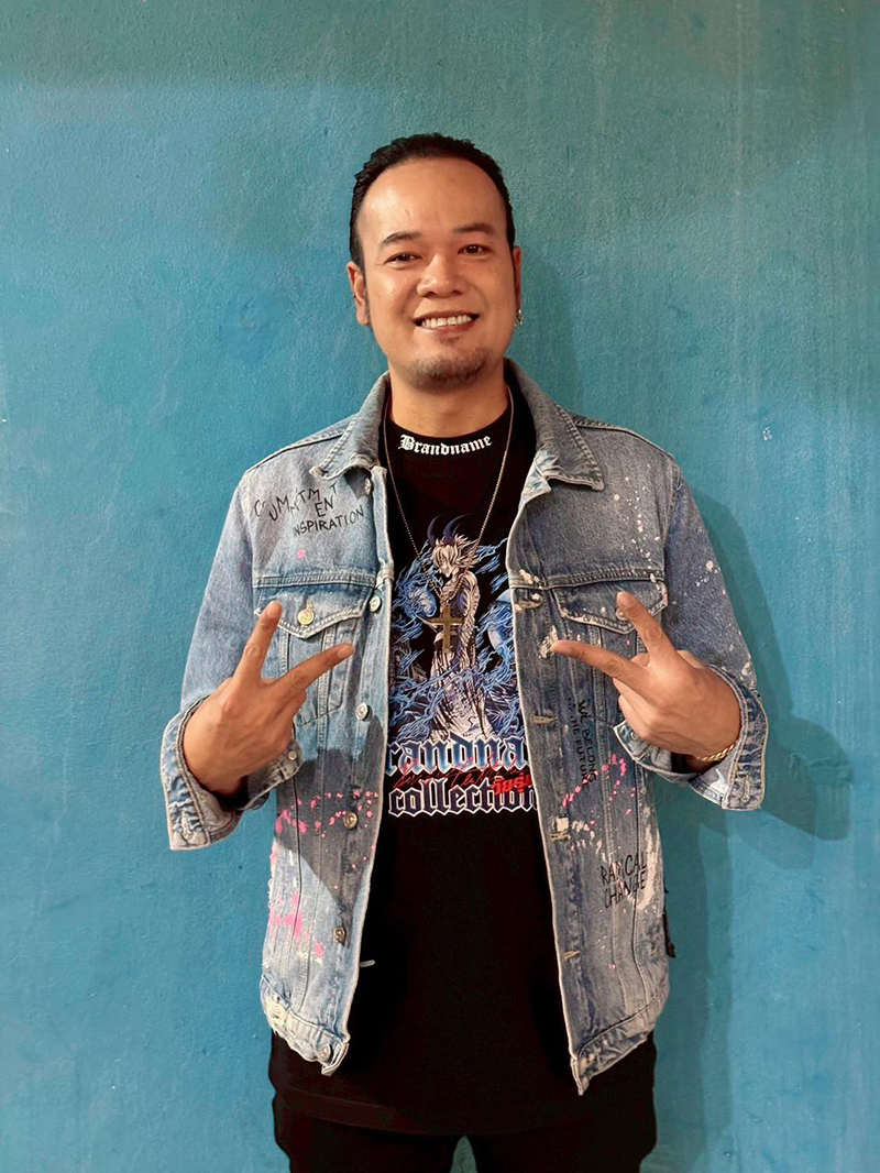 เหน่ง เหม่งจ๋าย