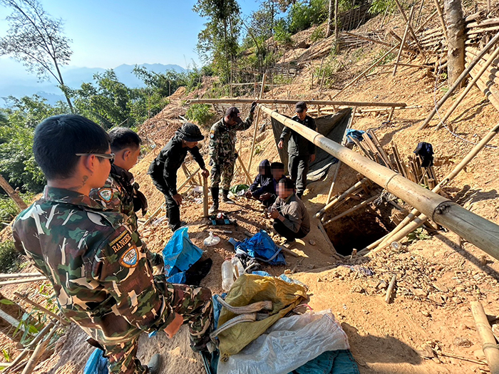 รวบแก๊งพม่า