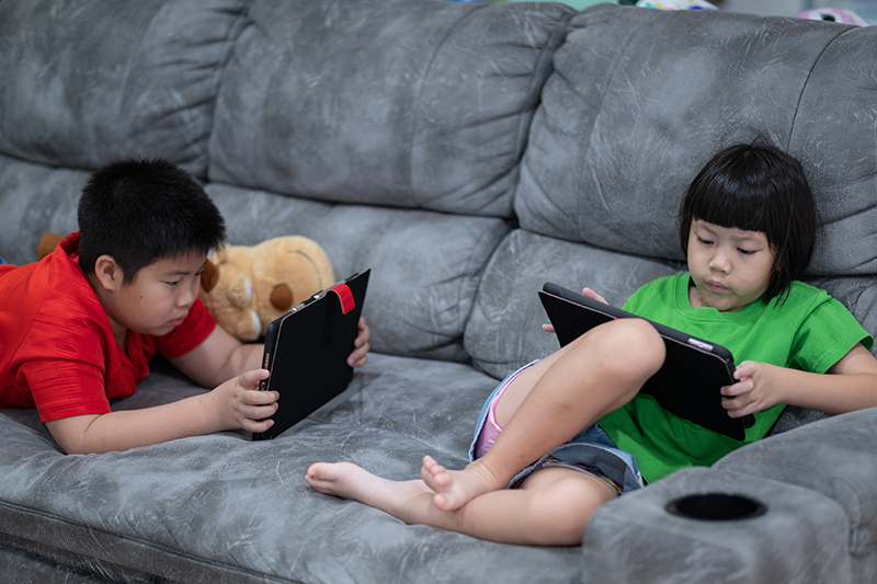 เด็กรุ่นใหม่