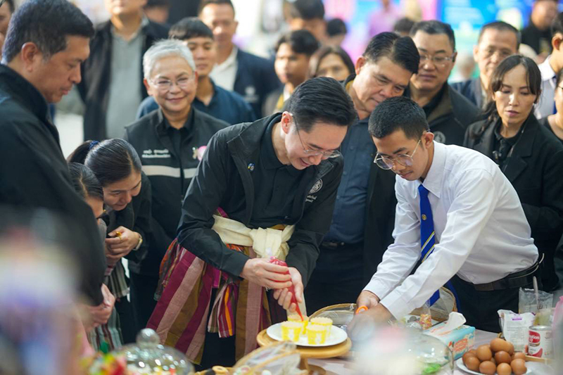 ยศชนัน วงศ์สวัสดิ์