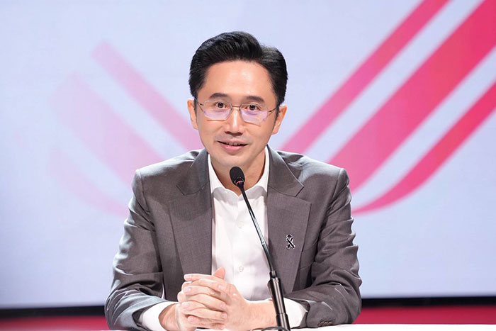 เพื่อไทย ชู ยศชนัน