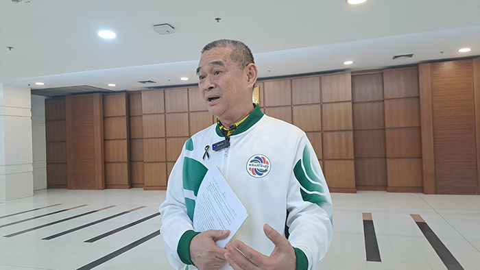 เรืองไกร ลีกิจวัฒนะ