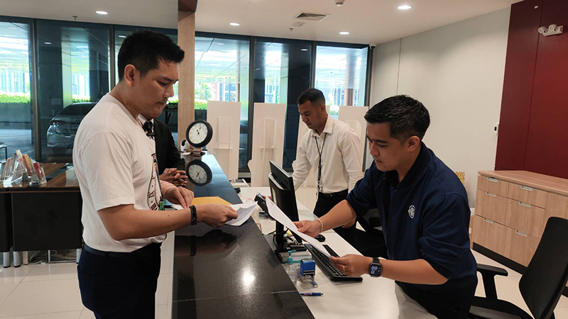 ทนายอั๋น บุรีรัมย์