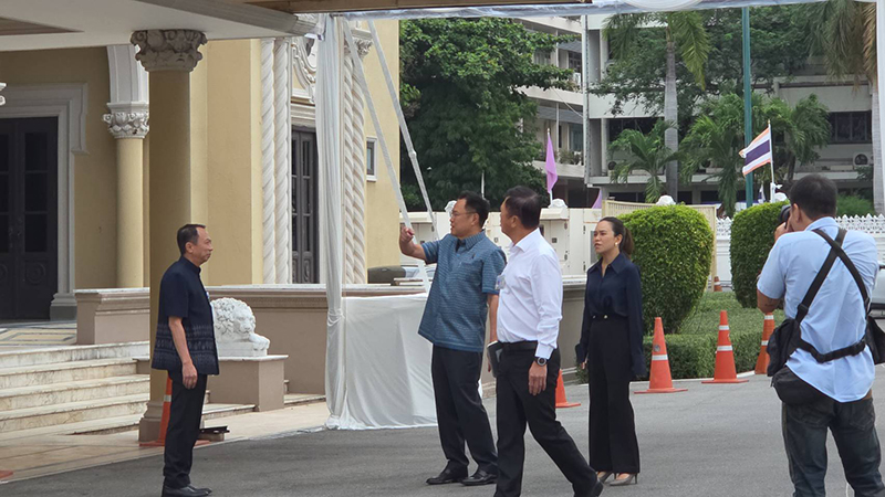 อนุทิน ชาญวีรกูล