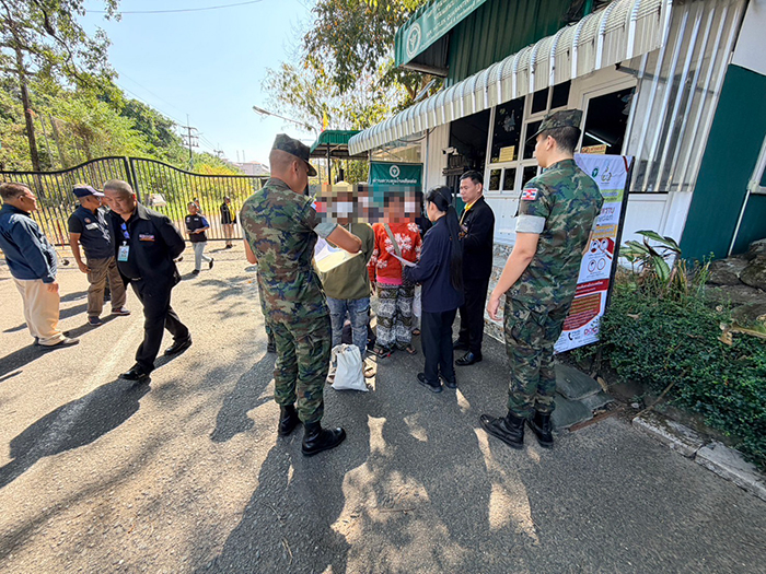 ถูกเขมรจับหมด